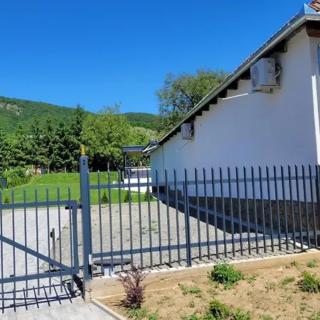 Villa Somos Lux Vendeghaz Somoskoujfalu
