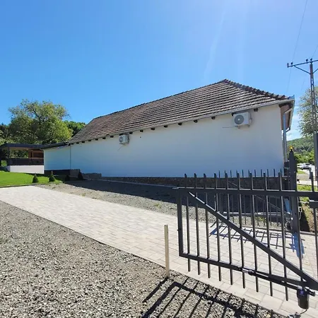 Villa Somos Lux Vendeghaz Somoskoujfalu
