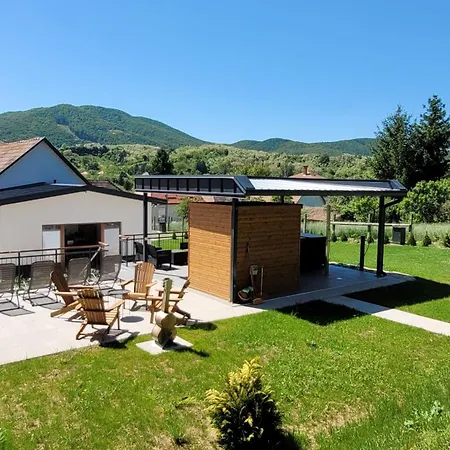 Villa Somos Lux Vendeghaz Somoskoujfalu