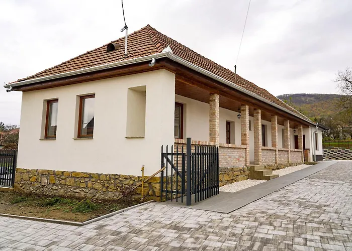 Villa Somos Lux Somoskőújfalu