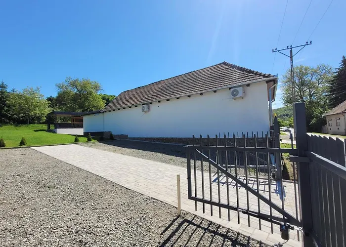 Villa Somos Lux Somoskőújfalu